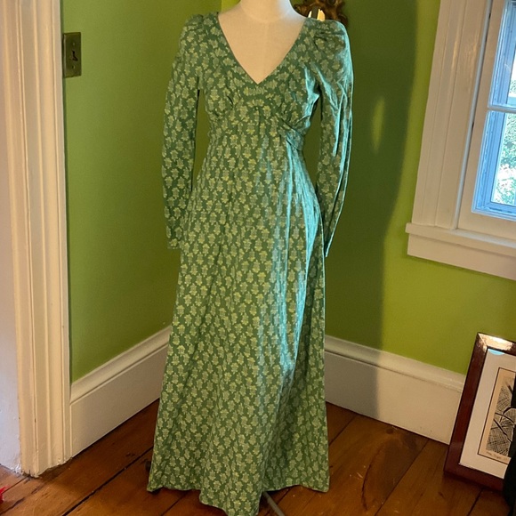Dresses & Skirts - India Imports of Rhode Island vintage 70s maxi dress